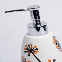 Pixwords 와 이미지 za pranje, ruke, sapun, voda, čista Laura  Arredondo Hernández  - Dreamstime