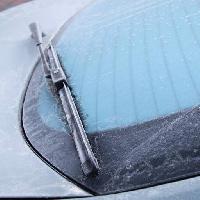 Pixwords 와 이미지 얼음, 감기, 자동차, 바람, 방패, 창, 서리 Mariankadlec