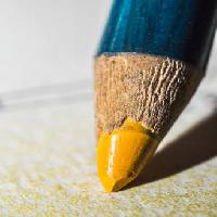 žuta, kreda u boji, olovka, olovka, pisanje Radub85 - Dreamstime